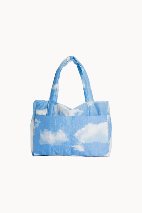 Cloud Carry-on in Clouds