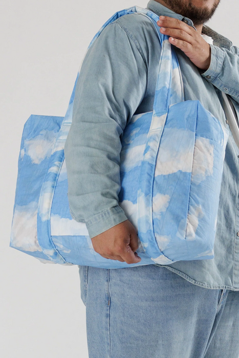 Cloud Carry-on in Clouds