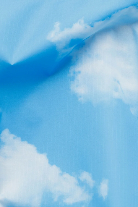 Baggu in Clouds