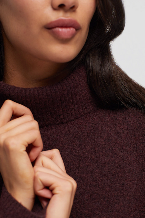 Midneck Sweater in Brown