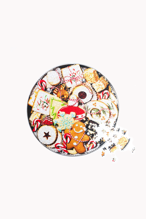 Holiday Cookie Tin 750 Piece Puzzle