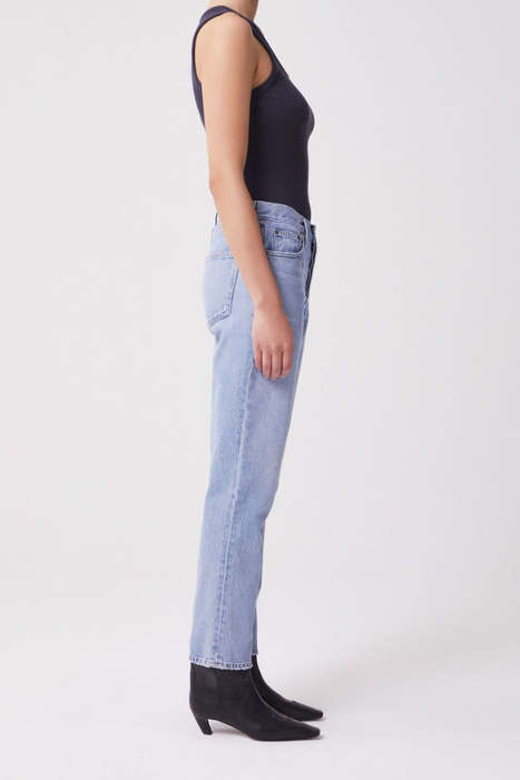 Fen Hi Rise Relaxed Tapered Jean in Dimension