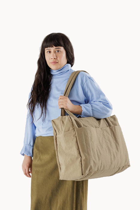 Cloud Carry-on in Dark Khaki