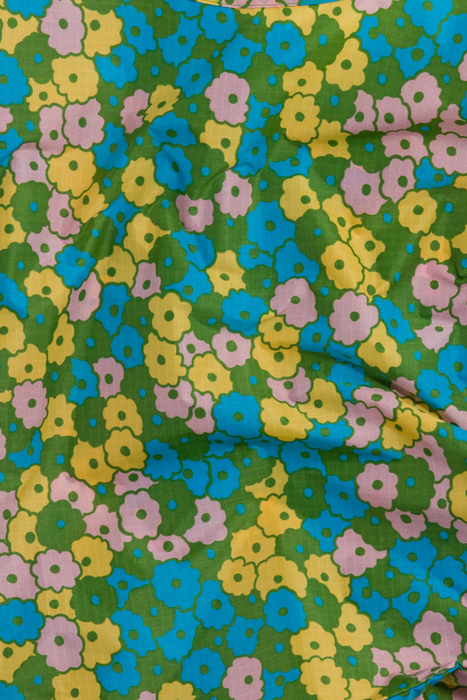 Baggu in Flowerbed
