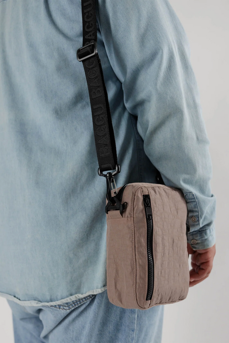 Sport Crossbody in Taupe