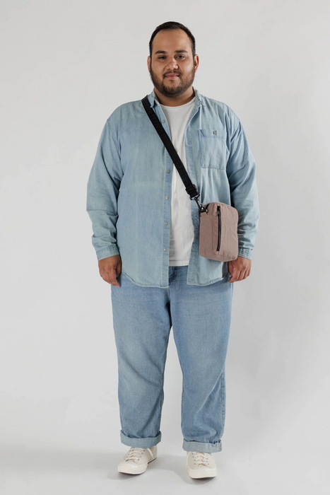 Sport Crossbody in Taupe