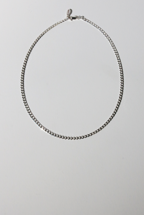 Cora Choker in Silver