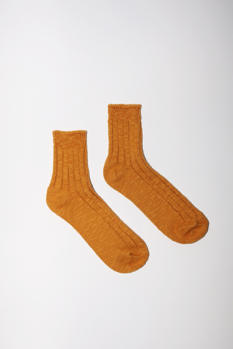 Hut Socks in Ochre