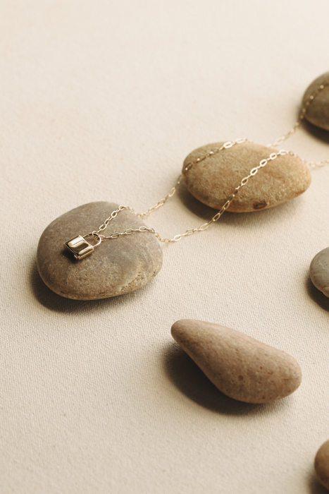 Holmes Necklace in Gold