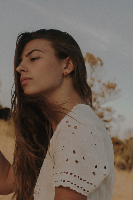Jane Hoops in Gold