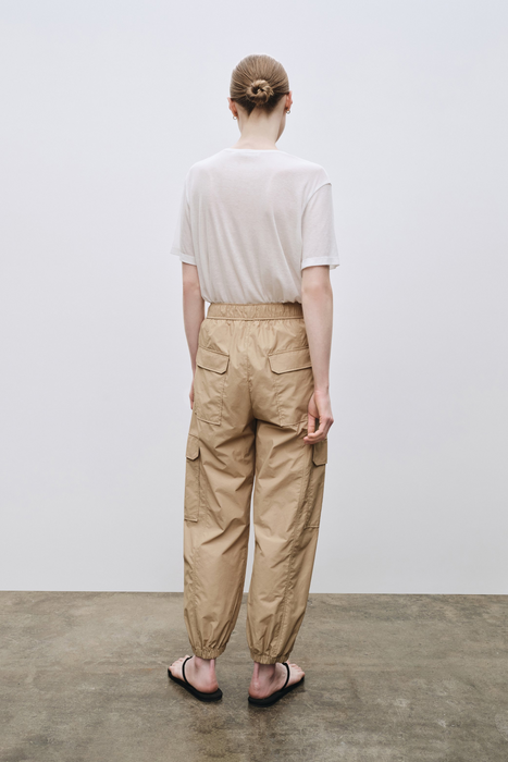 Cargo Pants in Camel