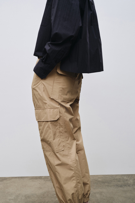 Cargo Pants in Camel