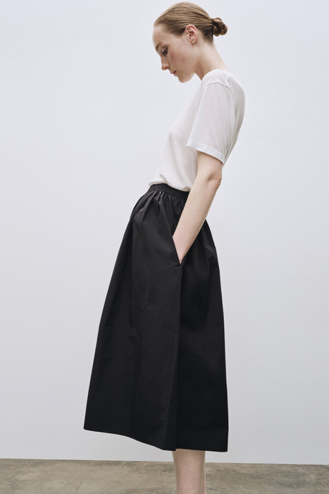 Gathered Midi Skirt in Black