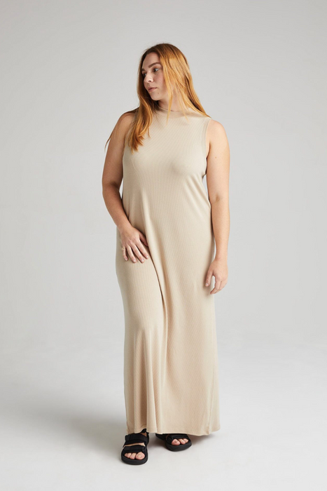 Vintage Rib Column Dress in Sandstorm