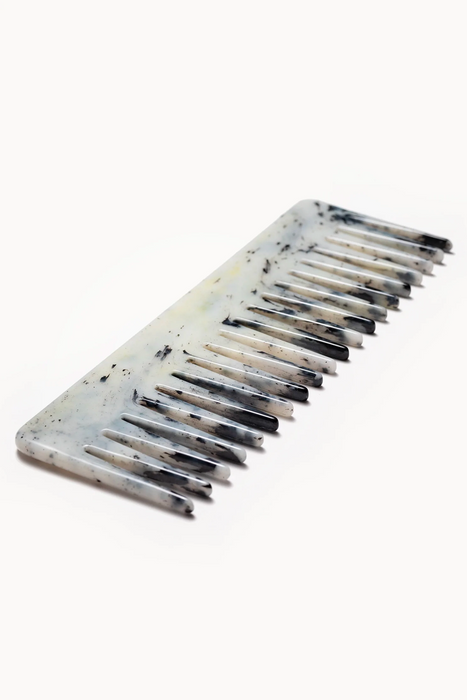 6.25" Comb in Blue Quartz
