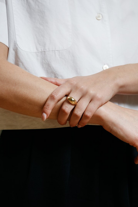 Magnes Ring in Gold