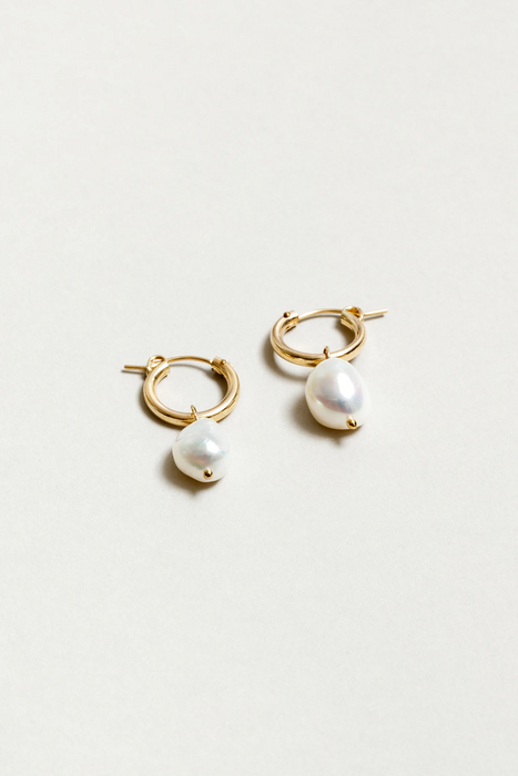 Small Pearl Hoops in Gold